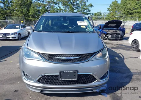 2019 Chrysler Pacifica Touring L из США, поврежденный, VIN 2C4RC1BG5KR643726